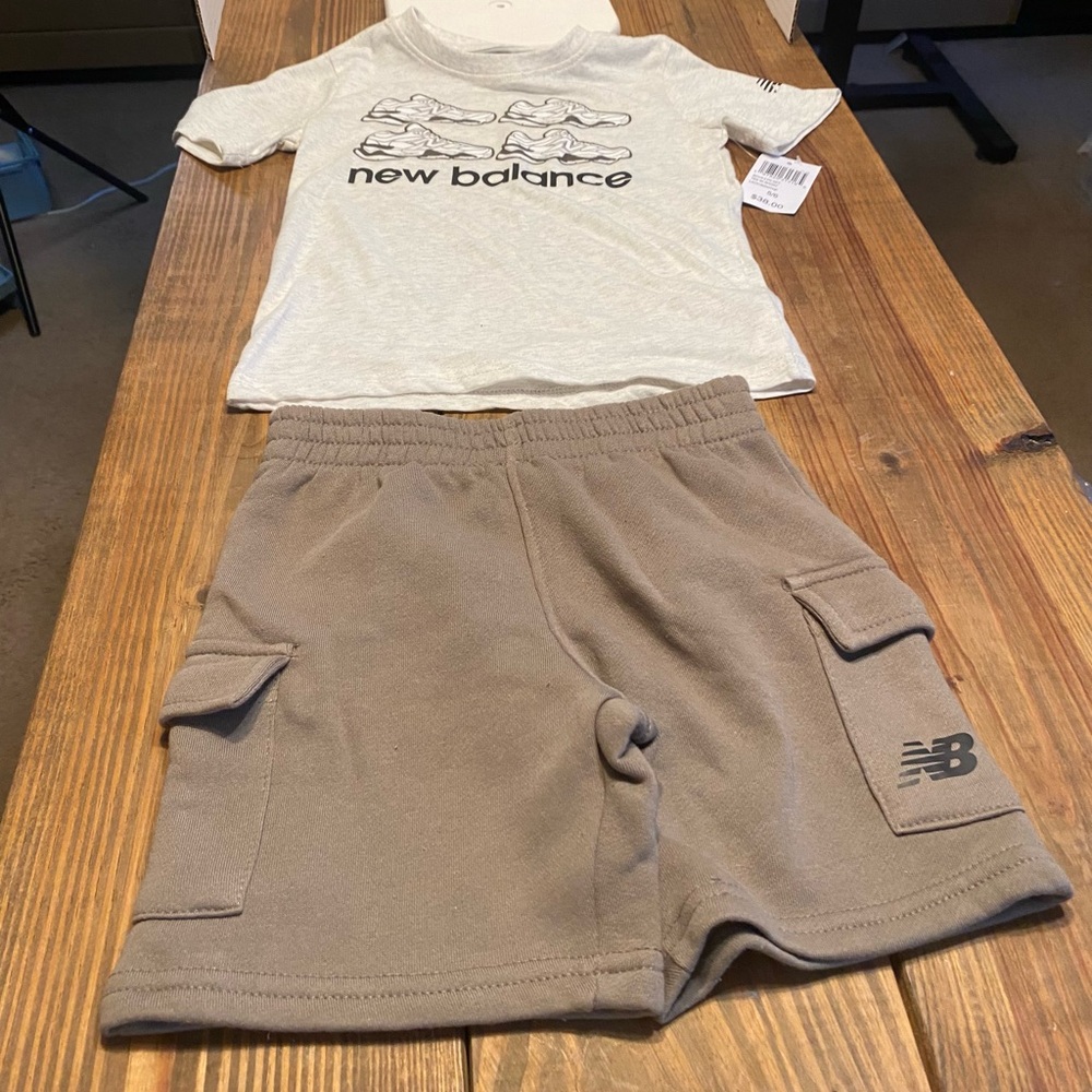 Under Armour Kids Brown Cargo Shorts size 5/6 kids